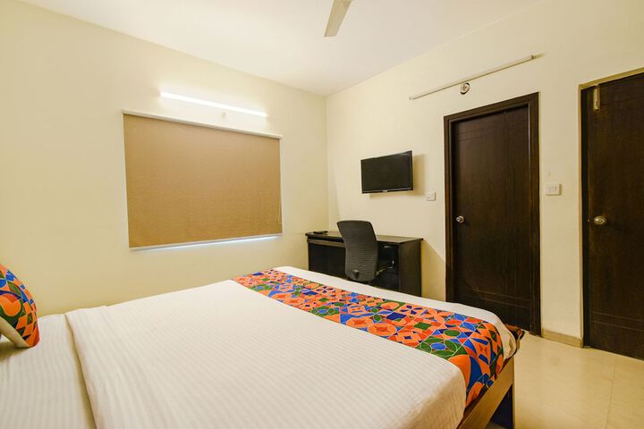 Room 21 of 35