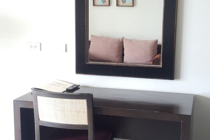 Room 20 of 44