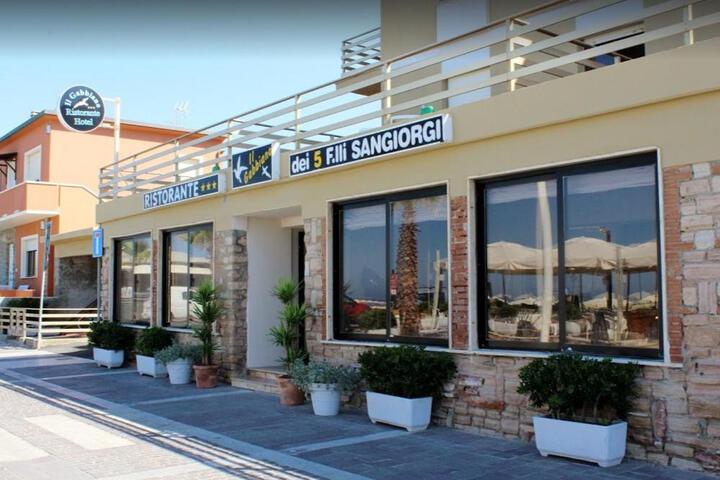 Hotel Ristorante Il Gabbiano