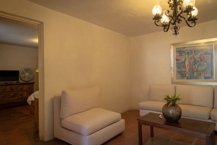 Room 28 of 50
