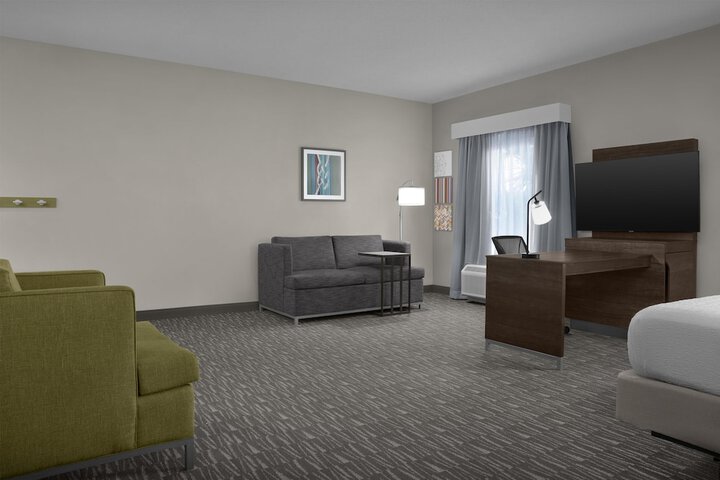 Room 16 of 35