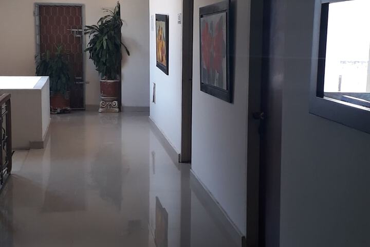 Ballroom/Hall 37 of 42