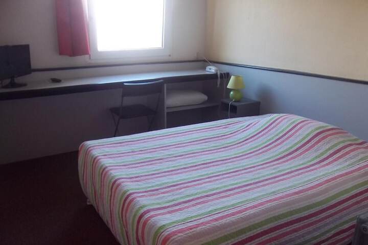 Room 6 of 20