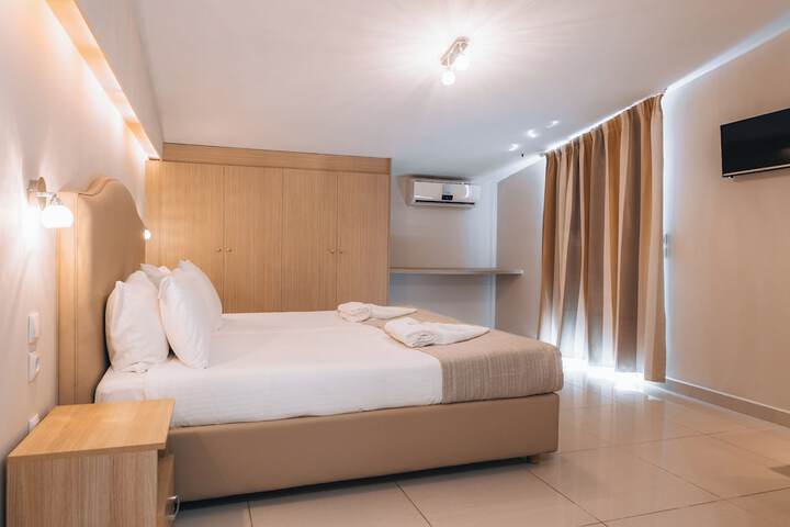 Room 14 of 42
