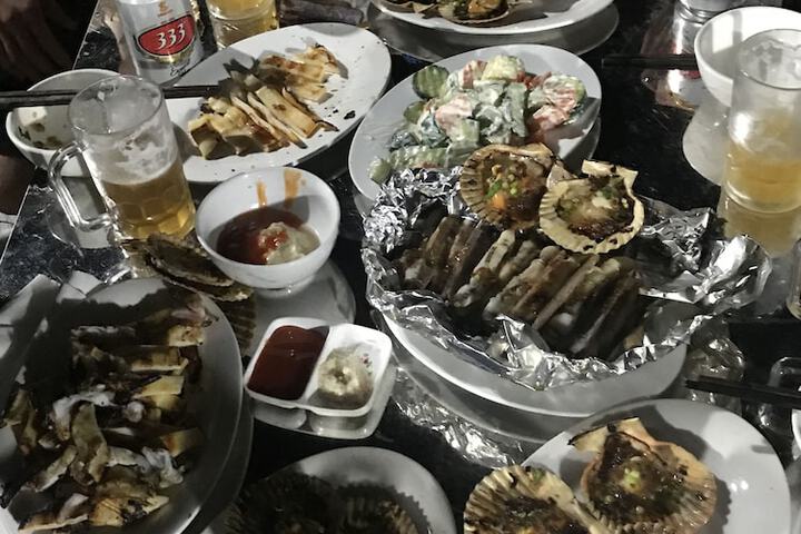 Dining 16 of 27