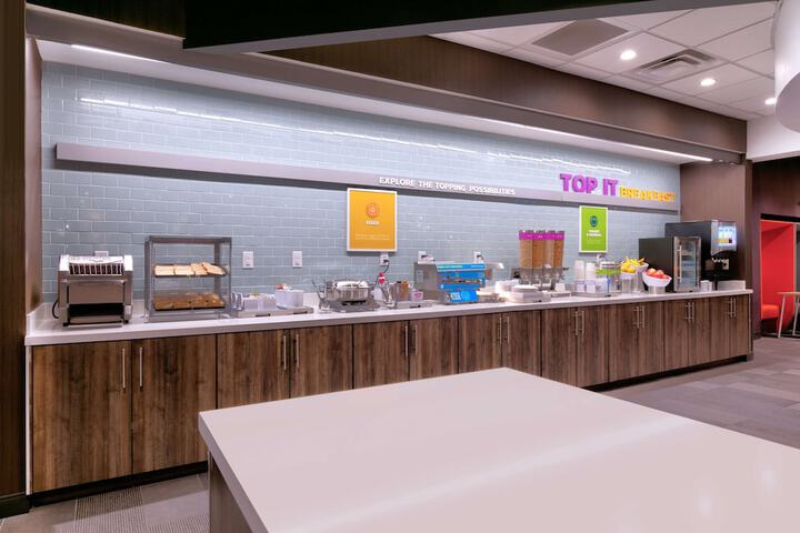 Breakfast area