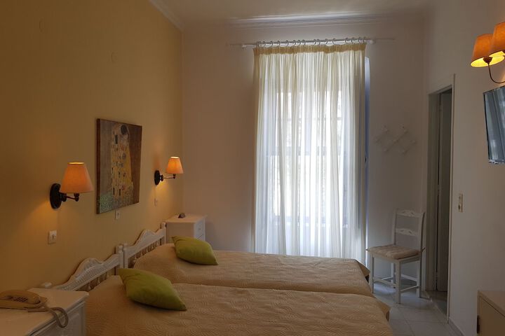 Room 10 of 55