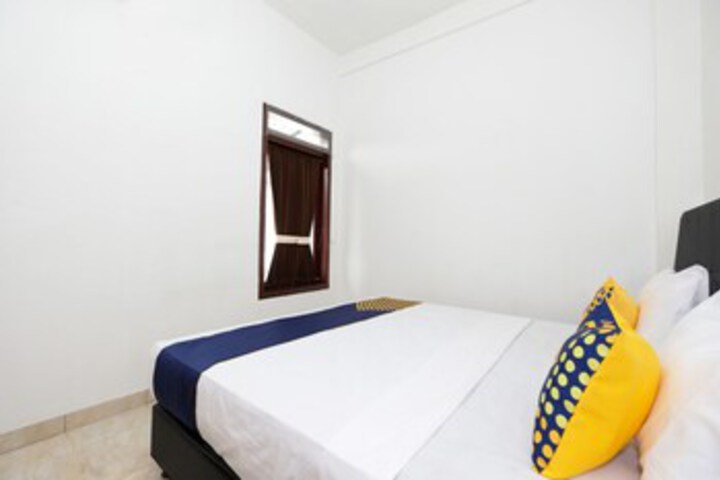Room 25 of 26