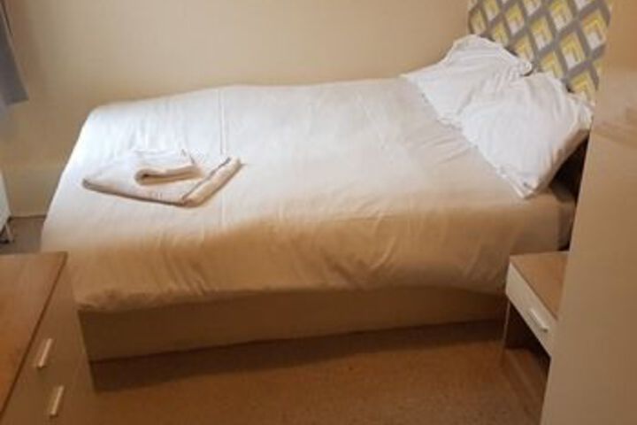 Room 12 of 29