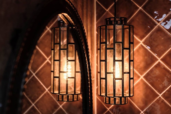 Room 32 of 46