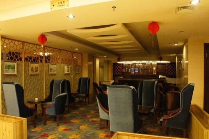 GOLDEN DRAGONBALL HOTEL GUILIN