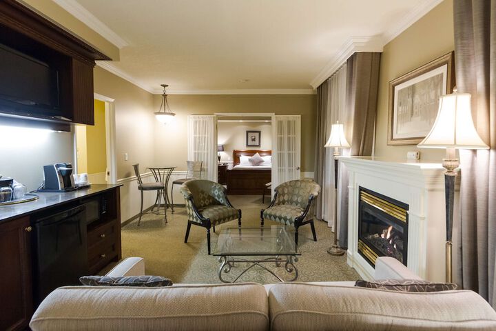 Room 15 of 44
