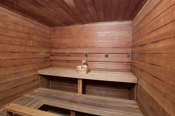 Guest Suite