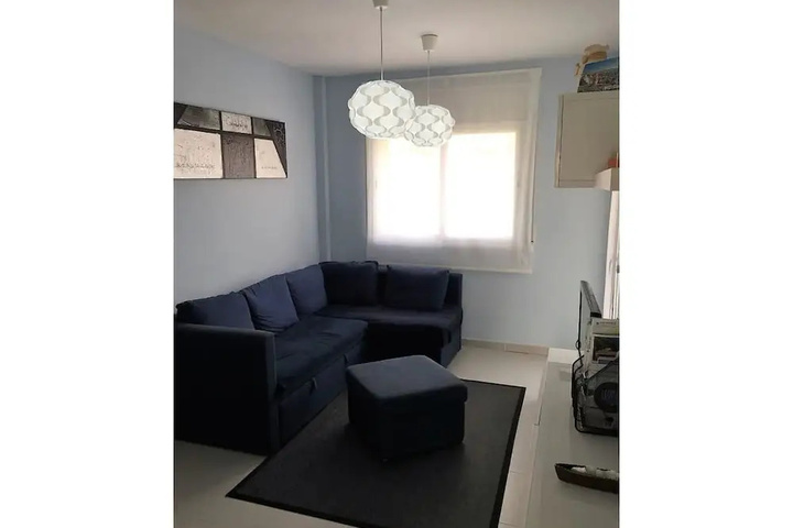 Room 4 of 18