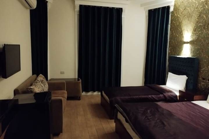 Room 15 of 74