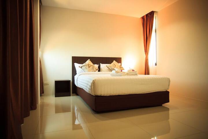 Room 6 of 20