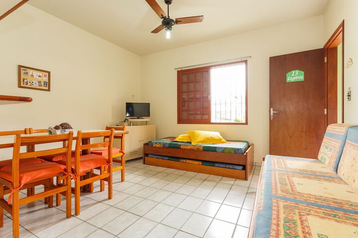 Room 25 of 44