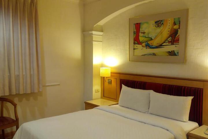 苓雅大飯店 Lingyea Hotel