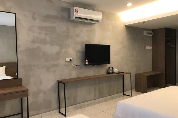 Room 15 of 58