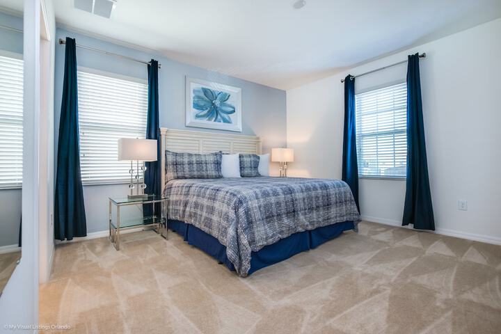 Image of H6116 Nine Bedroom Seven Bathroom Resort Property