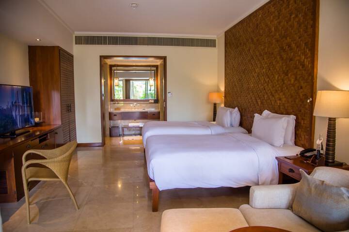 Room 20 of 142