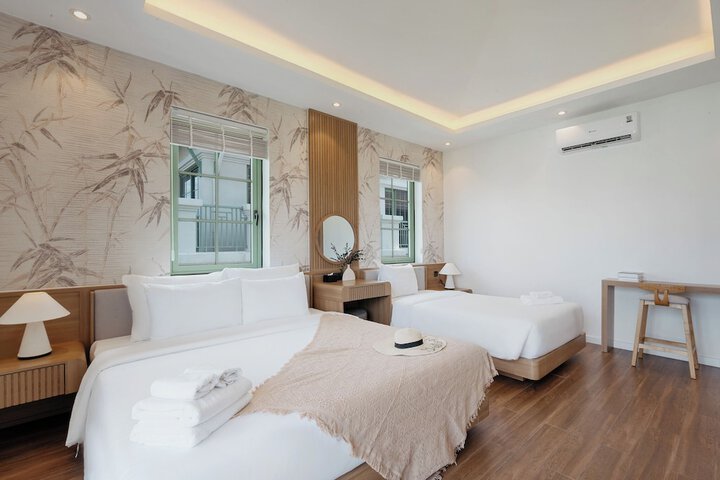 Room 140 of 501