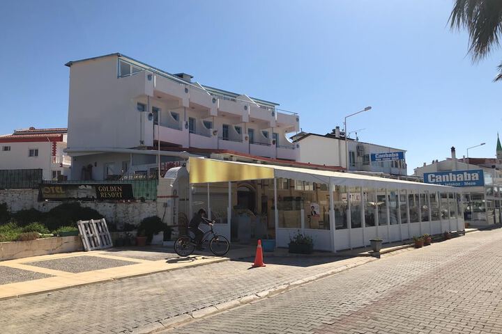 Ciflikkoy Golden Butik Otel in Cesme
