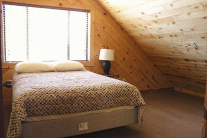 Room 7 of 13
