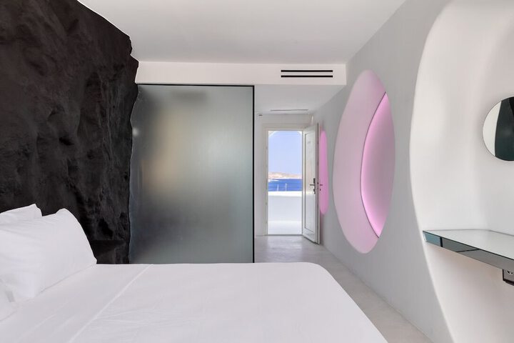 Room 11 of 115