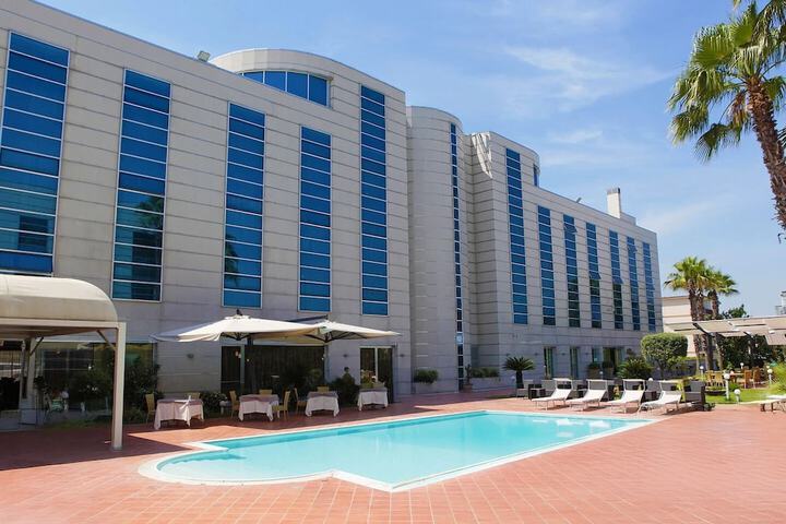 Hotel with Pool