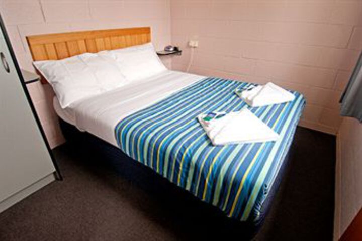 Room 56 of 191