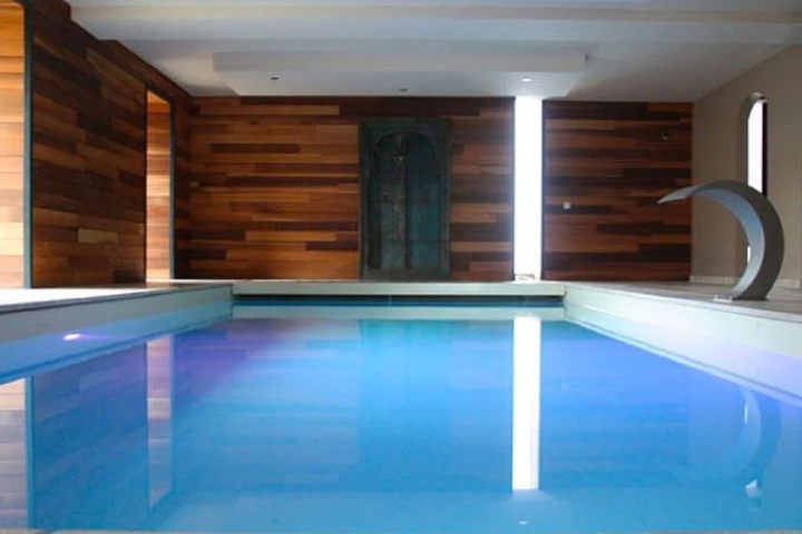 Pool 15 of 22