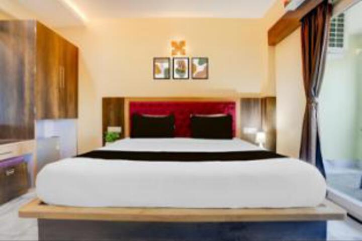 Room 10 of 15