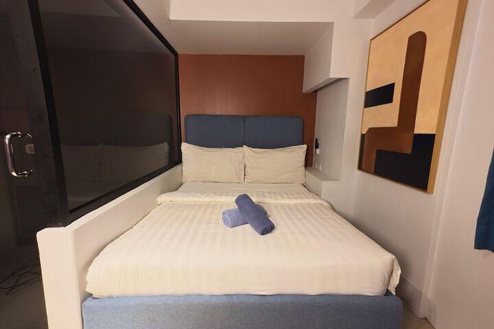 Room 11 of 69