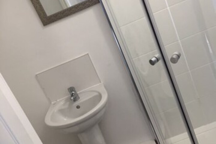 Room 44 of 95