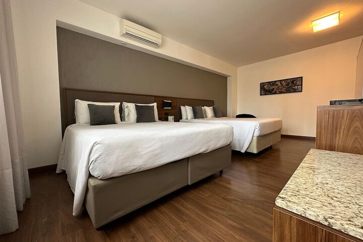 Room 12 of 46