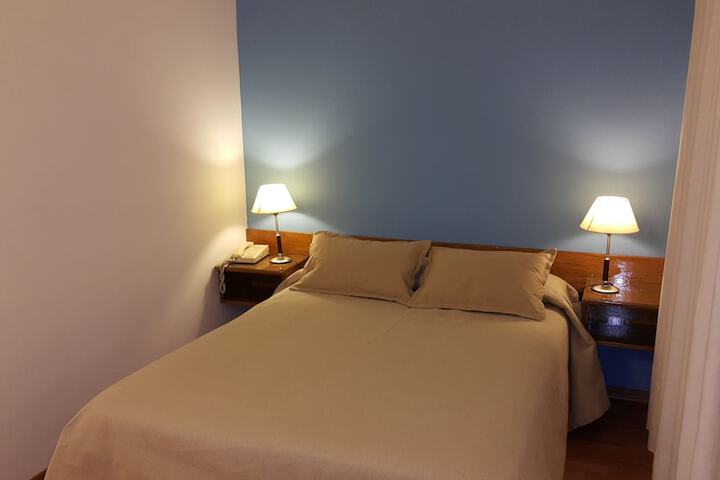 Room 5 of 33