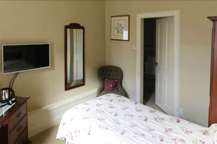 Room 14 of 46