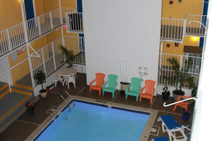 Pool 26 of 37