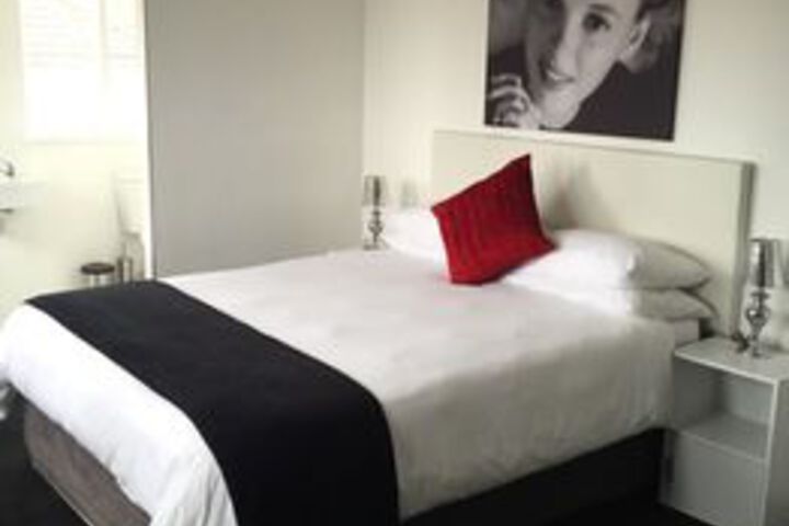 Room 19 of 46