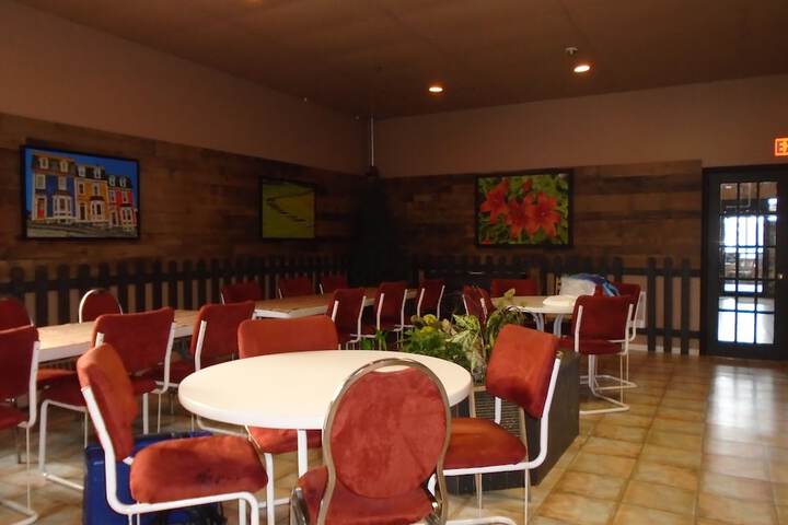 Dining Photos