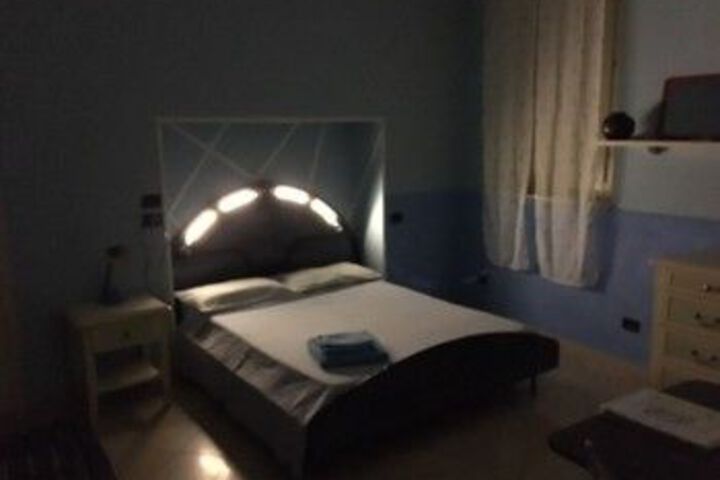 Room 243 of 499