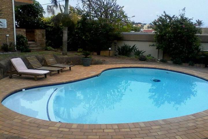Pool Hotel
