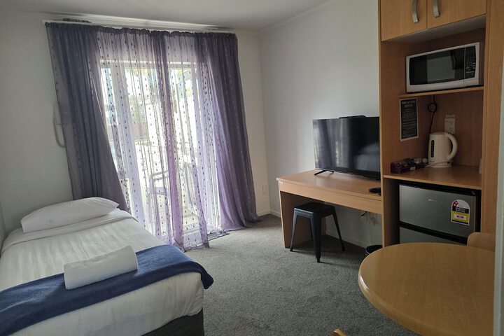 Room 35 of 67