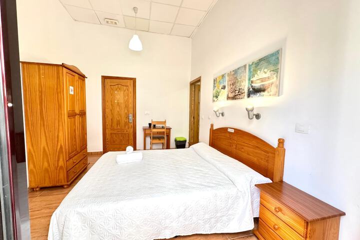 Room 7 of 26