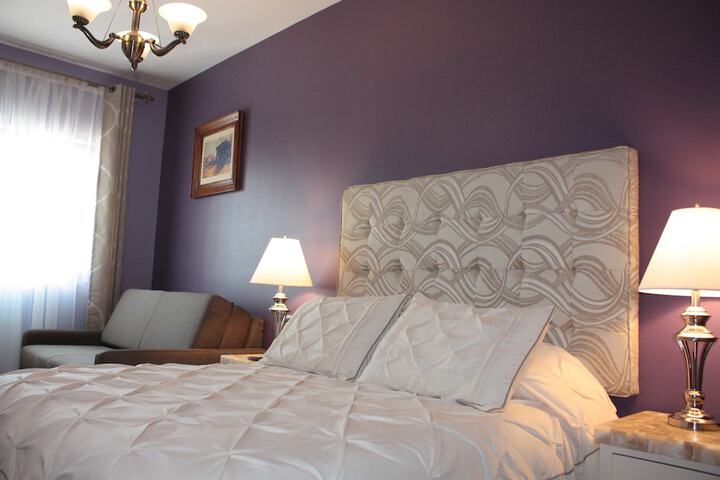 Room 11 of 80
