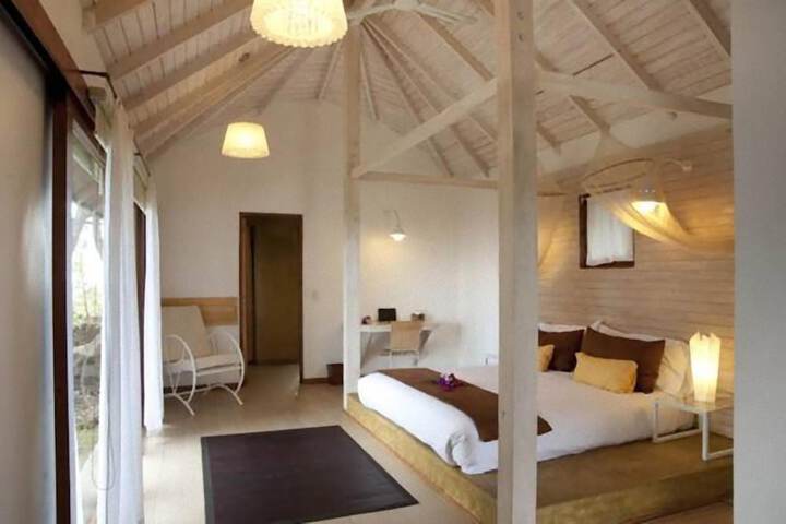 Room 14 of 72
