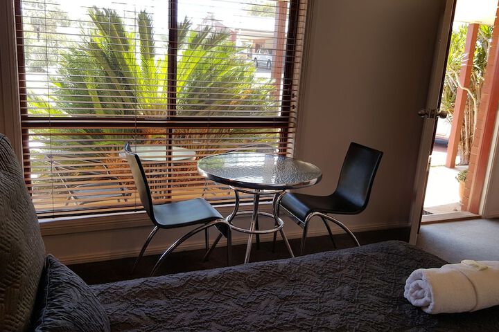 Room 7 of 37