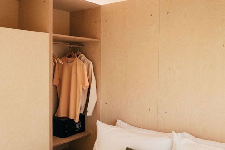 Room 13 of 36