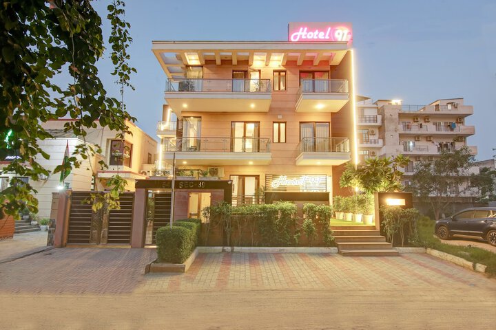 Hotel 91 Medanta